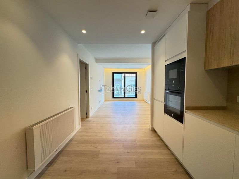 Foto a7c8357a-29bb-4670-bf2d-8a25c8b340bf. Pis amb calefacció aparcament a Teis Vigo