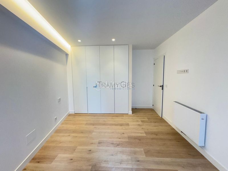 Foto b75ad13a-af30-4f53-ab3f-b4ee5b17b637. Pis amb calefacció aparcament a Teis Vigo