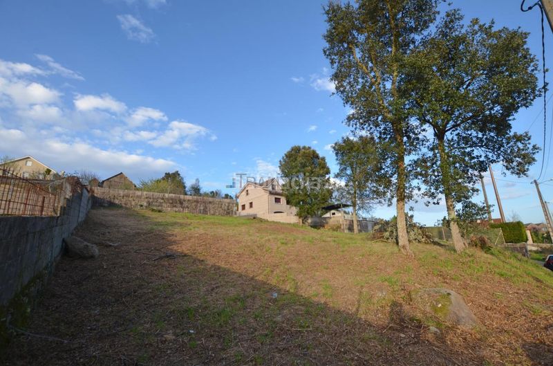 Foto 6f149f70-dd2e-43e8-9e41-9e5dfe7a2a4d. Terreny residencial a Tui