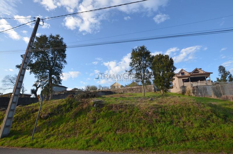 Foto b2d119f4-de03-470f-bfc7-9e13472191e5. Terreny residencial a Tui