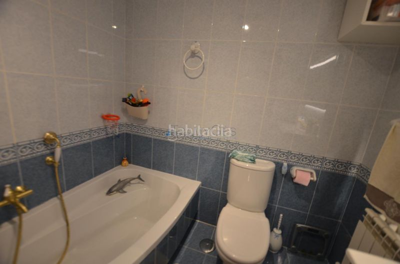Foto 2239de0a-cb12-42c3-a0dd-f7d7871e2c08. Pis amb calefacció aparcament a Tomiño