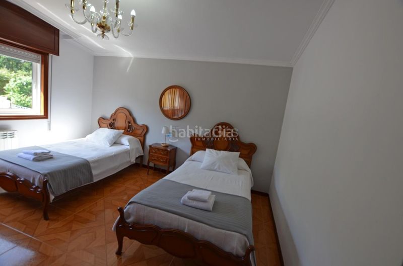 Foto ab94fe99-e06a-4515-86b9-0780252b9b6d. Casa amb calefacció piscina a Cañiza (A)