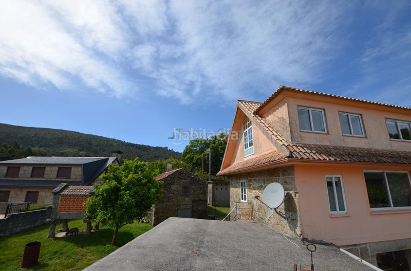 Foto c7da9bab-91eb-40e3-a473-77a11d932c74. Casa amb calefacció piscina a Cañiza (A)