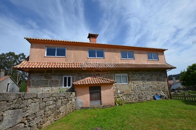 Foto e64234f4-c18c-4a13-814c-d4cf7c429561. Casa amb calefacció piscina a Cañiza (A)
