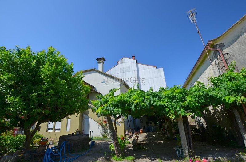 Foto 12be7fb5-b5f2-4044-8757-61e71d169192. Casa amb calefacció a Tomiño