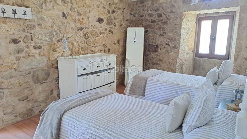 Foto 47523a14-77b1-4eb6-94d4-1caaa094523a. Casa amb calefacció a Rosal (O)
