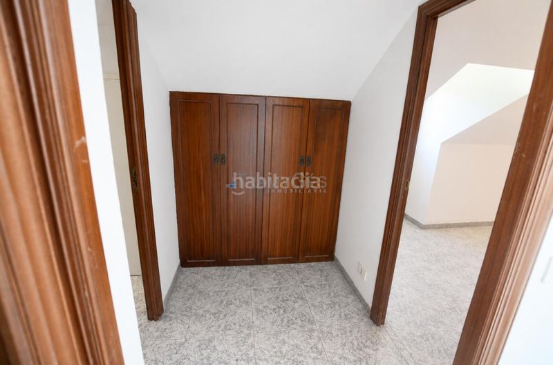 Foto 22f80c7a-94c9-480c-a7fe-feaa194187ae. Casa aparellada amb calefacció aparcament a Tui