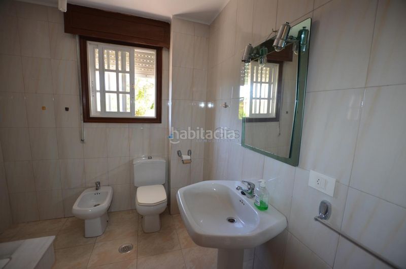 Foto 30b1b803-b7cf-463c-b7bc-645b8d356eb7. Casa aparellada amb calefacció aparcament a Tui