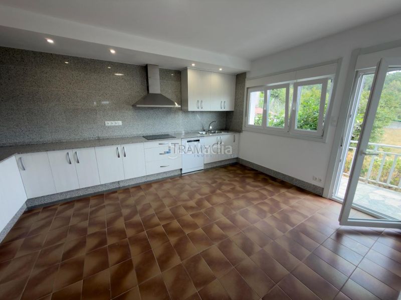 Foto 841020f0-badf-4538-a631-c50343d7e87d. Casa en Vilaboa