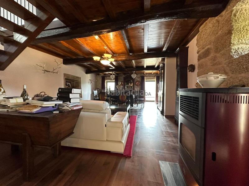 Foto 6b20f01f-ec2e-47e3-a883-b1796206e866. Casa con riscaldamento parcheggio in Beade