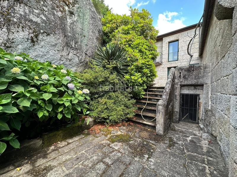 Foto 94686553-5aee-4c98-a789-293aaf1c325e. Casa con riscaldamento parcheggio in Beade