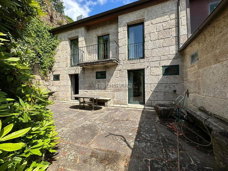 Foto b71753ea-df06-416a-8dd2-d41200bb63f5. Casa con riscaldamento parcheggio in Beade