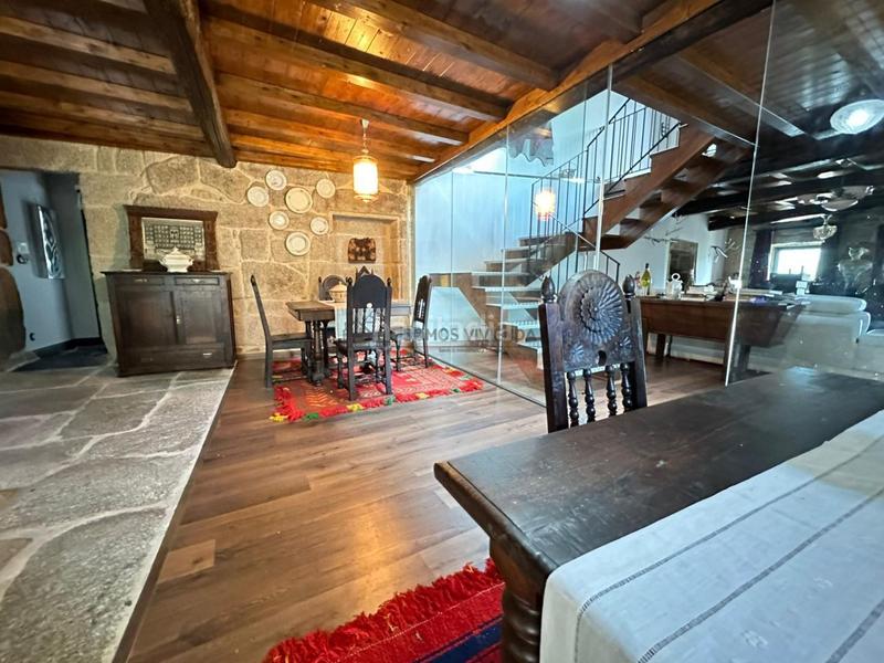 Foto c83e024d-65f1-45c6-bd29-ed843ca1d520. Casa con riscaldamento parcheggio in Beade