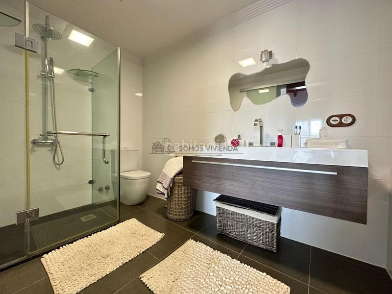 Foto c87e5908-e6a4-4bd5-a413-2c2459c135d2. Casa con riscaldamento parcheggio in Beade