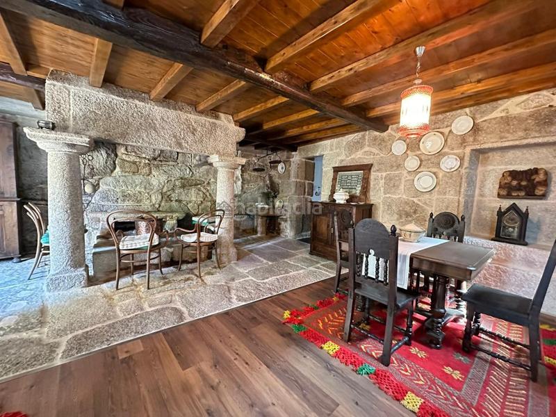 Foto e8d492c3-43f6-4d22-b516-b458978b0196. Casa con riscaldamento parcheggio in Beade