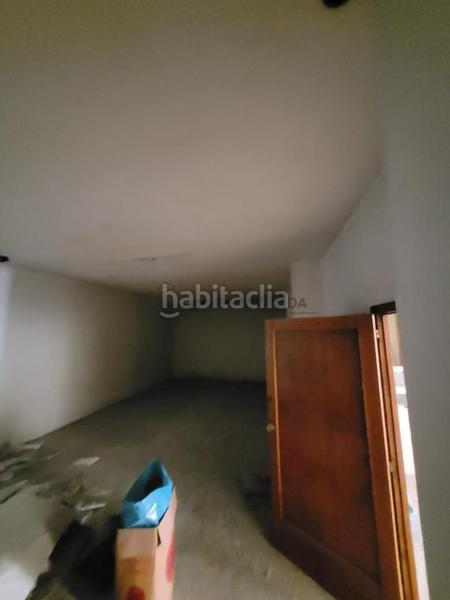 Foto ae825c23-5095-4957-8692-3ef9ed9a57e2. Local comercial amb calefacció a A Carballeira Ourense