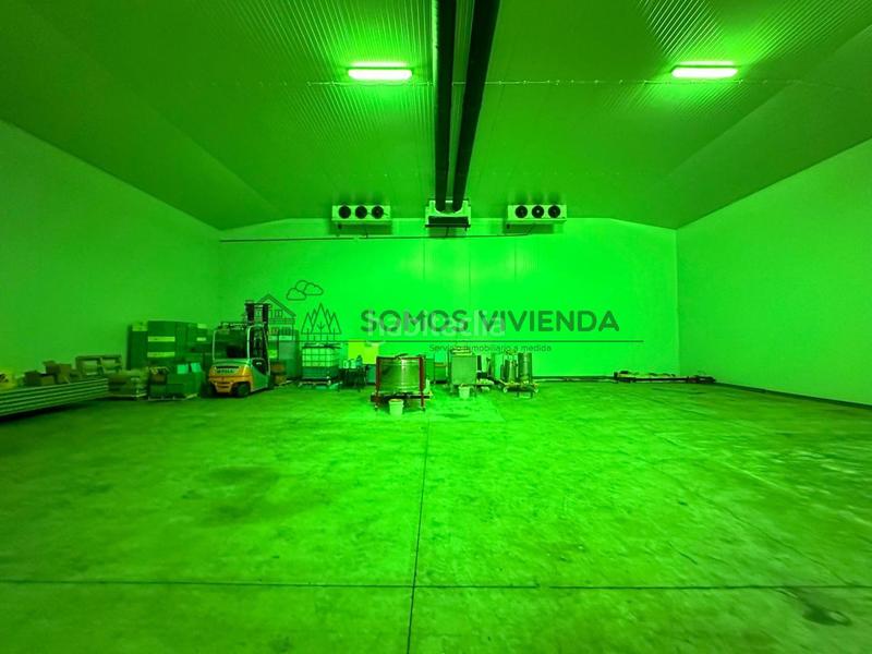 Foto 3b1e670b-3630-4819-8273-9c90596fc8fb. Location bâtiment à usage industriel dans Allariz