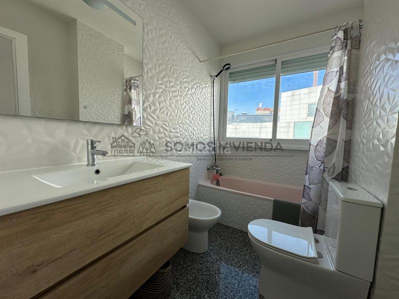 Foto a4b5918e-a871-4834-a38c-78527a0055b2. Miete etagenwohnung mit heizung in Sanxenxo pueblo Sanxenxo