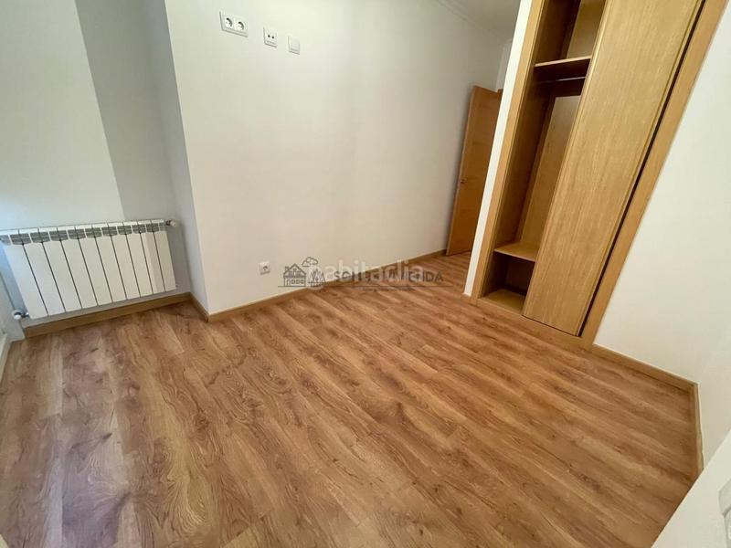 Foto 8c3fa0e1-8f16-4fd3-8ead-6fba453a318f. Etagenwohnung mit heizung in Centro Ourense