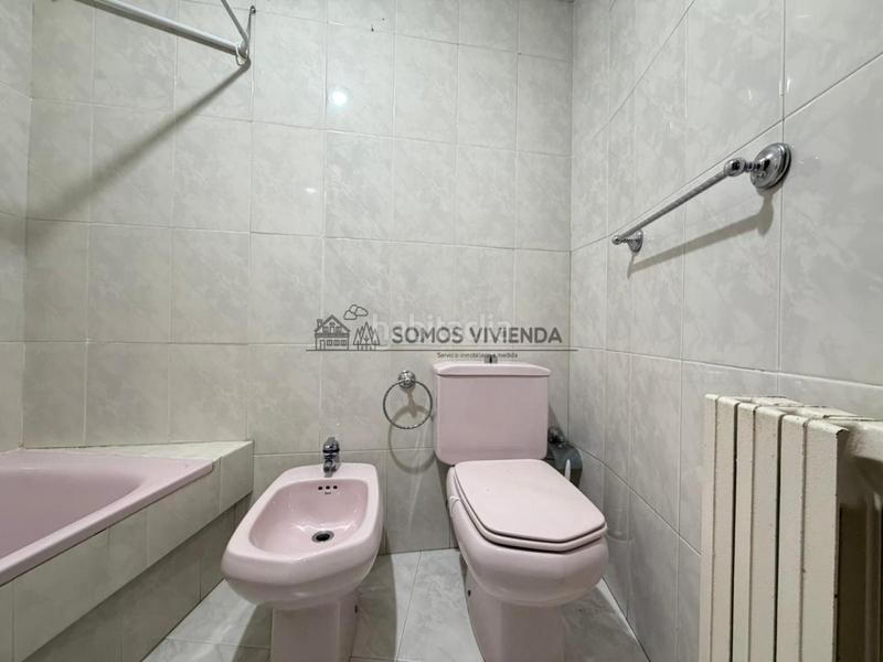 Foto 0bbe771f-5948-4e65-917c-24c290a9c7f9. Lloguer apartament amb calefacció a Centro Ourense