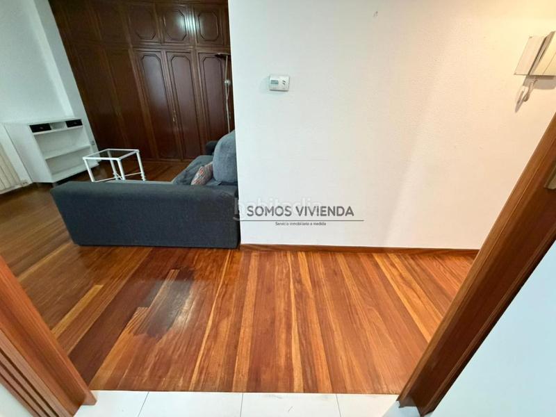 Foto 196535be-a945-4776-8a74-b384f6f4a7df. Lloguer apartament amb calefacció a Centro Ourense