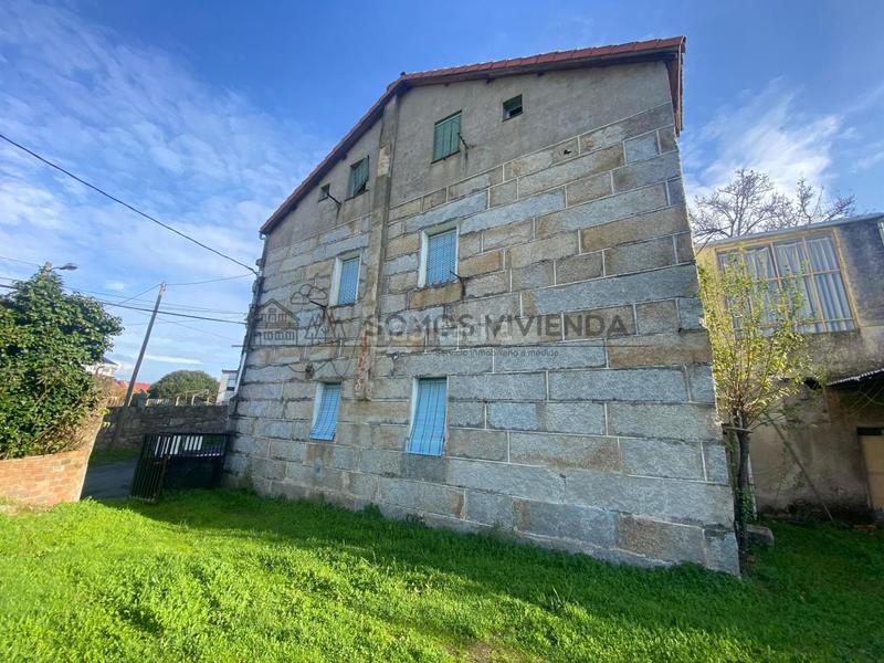 Foto 015393d9-9f97-4913-9251-c046f5e24b94. House with heating in Polvorín Ourense