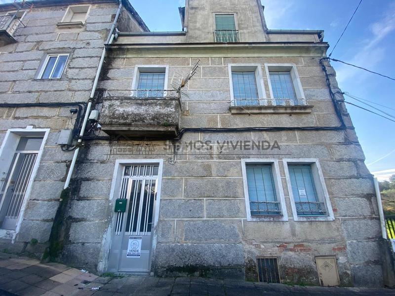 Foto ec8a7675-fcc1-4efb-aad8-1f718d265a10. House with heating in Polvorín Ourense