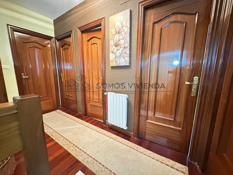 Foto 1e76e1a4-961c-4150-86f3-e4bafeebbe2b. Casa bifamiliare con riscaldamento parcheggio in Barbadás