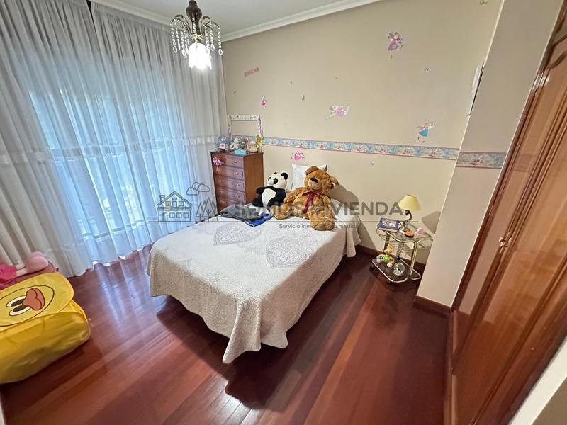 Foto 2f6852c9-adcd-4bb8-b341-6c805f2741a6. Casa bifamiliare con riscaldamento parcheggio in Barbadás