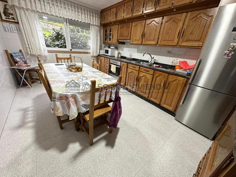 Foto 341a9a1f-7ef9-4aa8-bd19-24e3b60ee53b. Casa bifamiliare con riscaldamento parcheggio in Barbadás