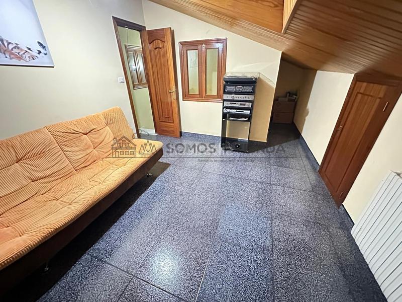 Foto 9a28c8a5-3dd5-4861-b194-99cf570f7ae2. Casa bifamiliare con riscaldamento parcheggio in Barbadás