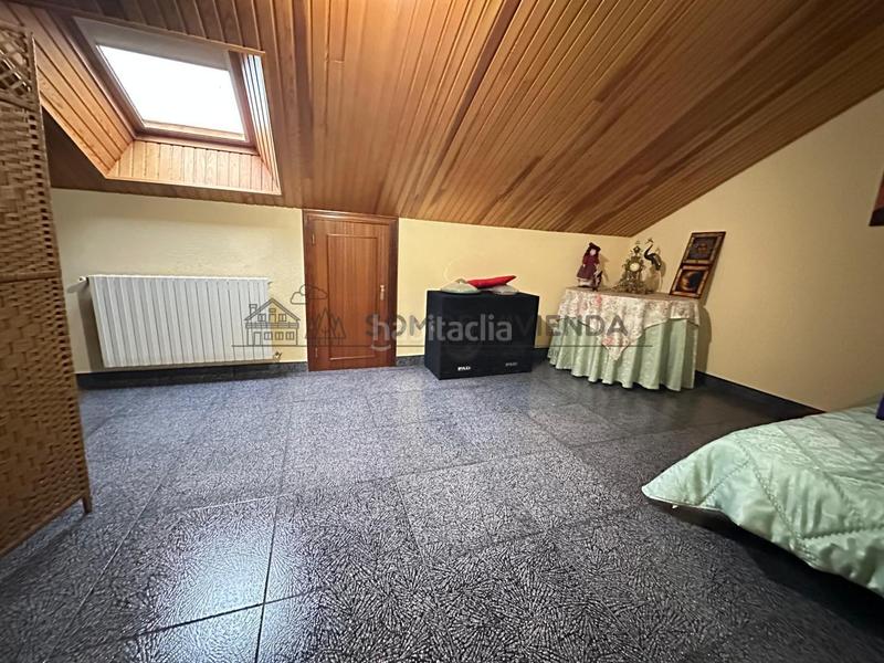 Foto d07d7da9-a400-411c-9a7d-7c1b40550ffc. Casa bifamiliare con riscaldamento parcheggio in Barbadás