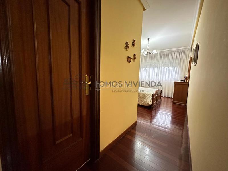 Foto e973f2bc-c5de-459b-9dd6-d5eb49af6c51. Casa bifamiliare con riscaldamento parcheggio in Barbadás