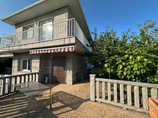 Casa en San Cibrao das Viñas