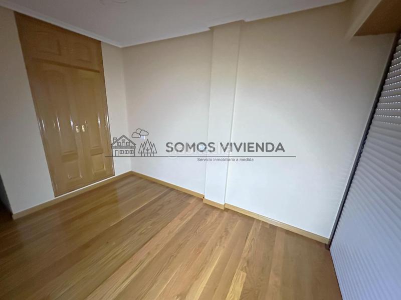 Foto a26d4fe0-f158-4b12-a0b6-9018c8c4f4a8. Pis amb calefacció aparcament a Centro Ourense