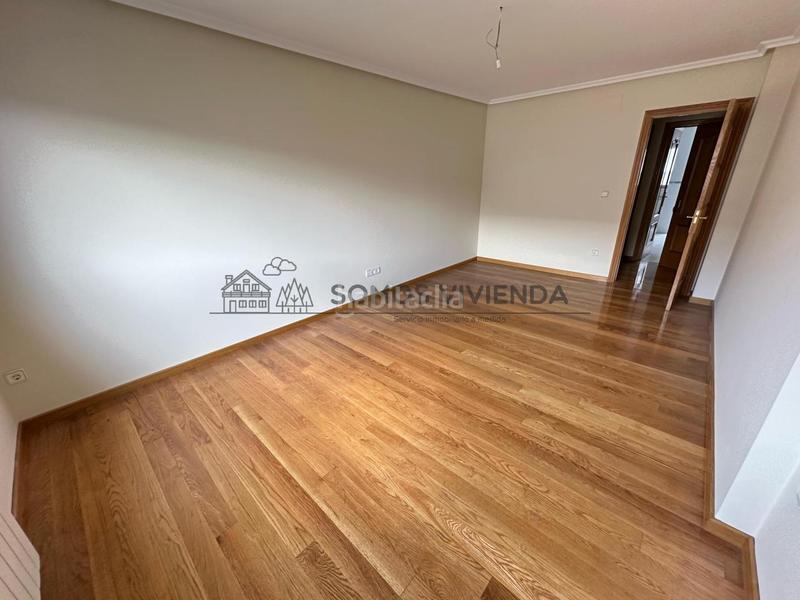 Foto 456fc6d1-8093-40af-8503-651e67e304e1. Piso en Centro Ourense