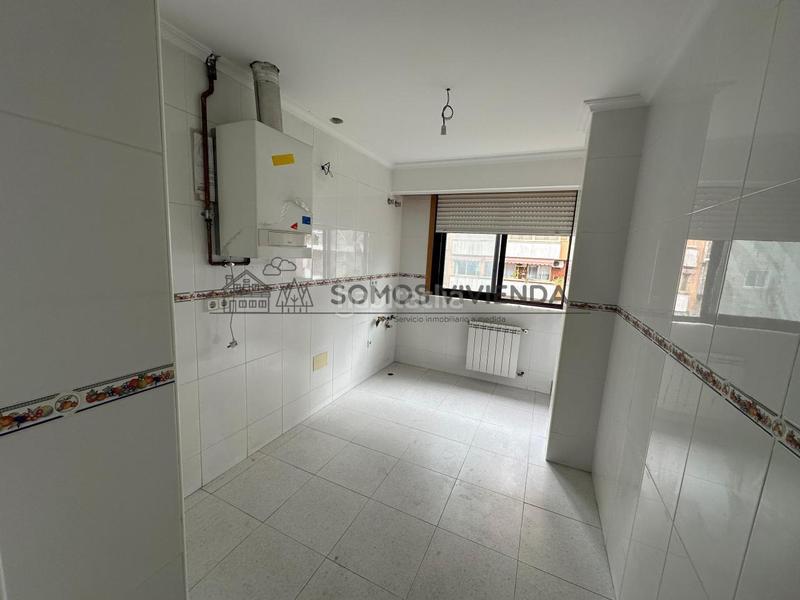 Foto af9ba554-480f-48e2-b5c3-3309b790f426. Piso en Centro Ourense
