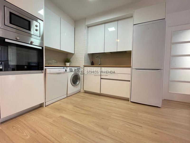Foto 7ed7cf2e-8164-473c-a37c-880b9af00851. Apartament amb calefacció a Sanxenxo pueblo Sanxenxo