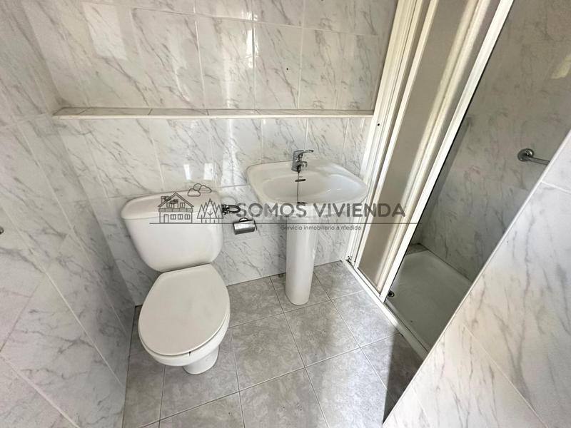 Foto 8537cd29-5ee9-4b09-a601-f934cd2981fb. Casa in San Cibrao das Viñas