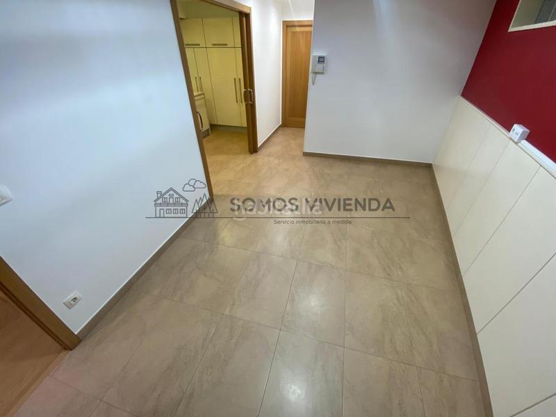 Foto a4335f2c-1ada-4b96-80f6-eaf062747299. Rent flat with heating parking in Centro Ourense