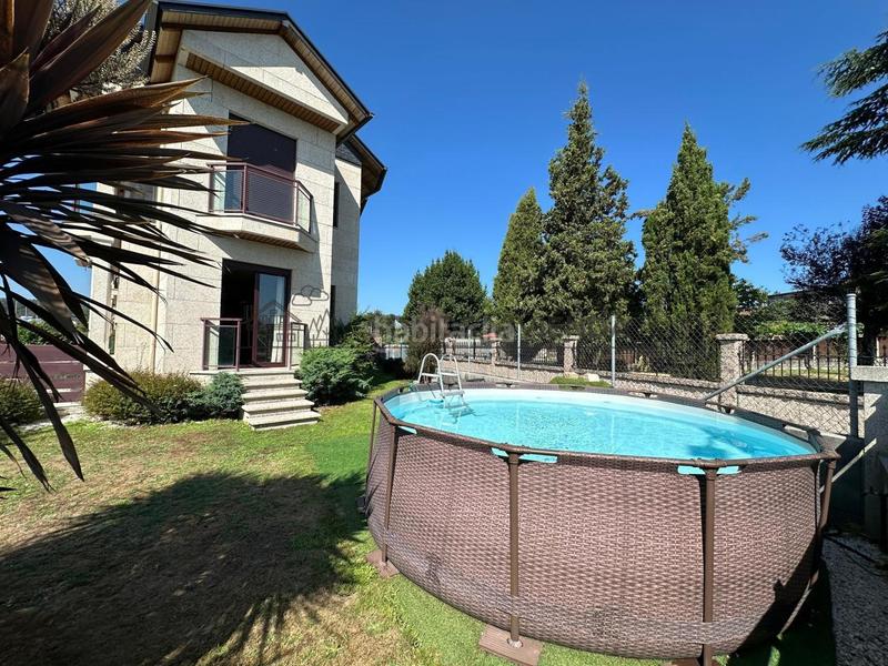 Foto 6aba5564-d0ec-446c-b163-91b21b28f038. Casa bifamiliare con riscaldamento parcheggio piscina in San Cibrao das Viñas