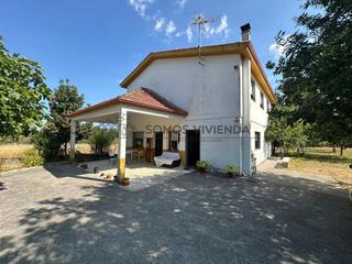 Casa a Amoeiro