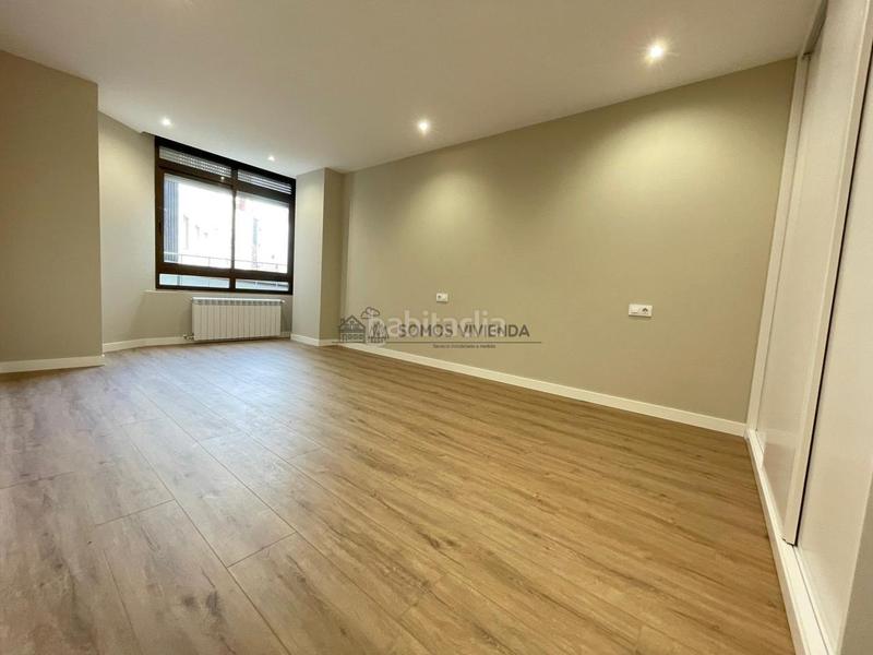 Foto c1d950e3-a24d-495b-9b69-24d90ffd82ab. Piso en Centro Ourense