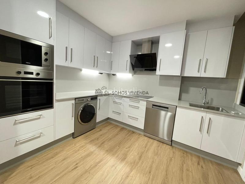 Foto da4254ed-b9e4-4393-bbf5-953d849bd03d. Piso en Centro Ourense