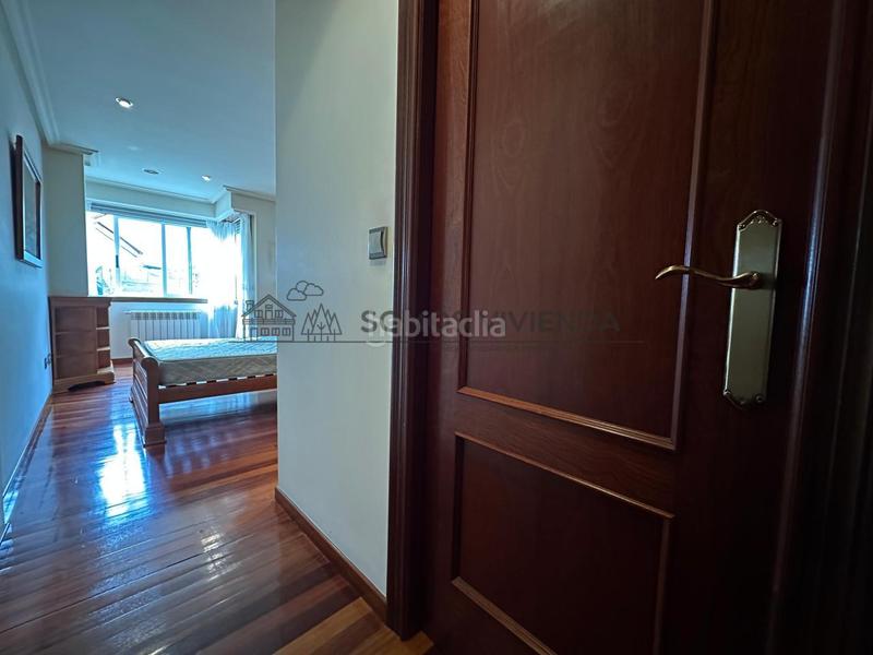 Foto 4511f2e8-8a64-42cf-8c3d-fcb4859a0277. Appartamento con riscaldamento parcheggio in Posío Ourense