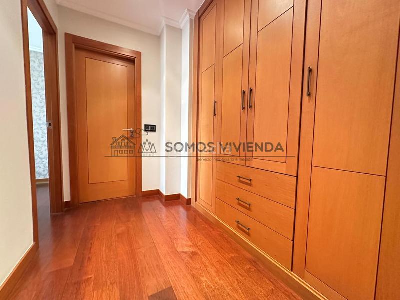 Foto 8a97ebb0-c8e1-4283-818e-38c4d4a6d465. Dúplex amb calefacció aparcament a San Rosendo Ourense