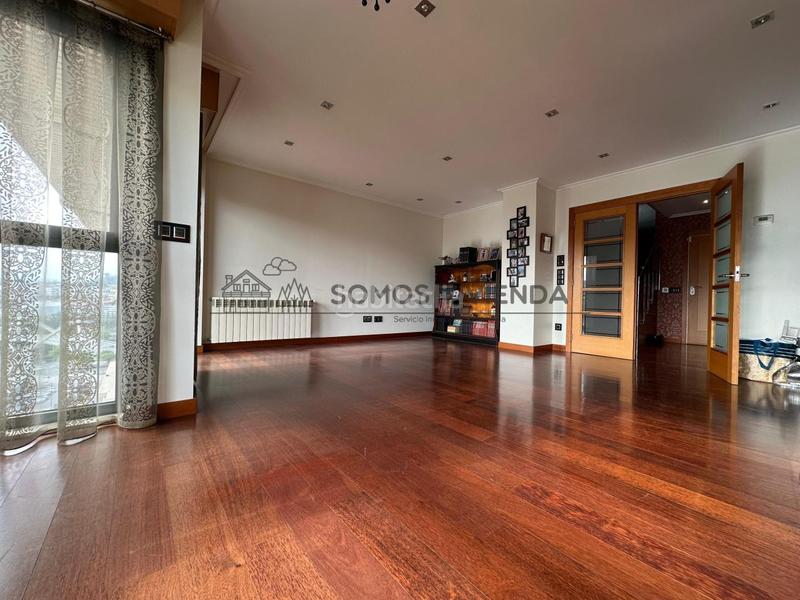 Foto 9dbd9ac1-886a-4a19-8b25-f1975b3eedf4. Dúplex amb calefacció aparcament a San Rosendo Ourense