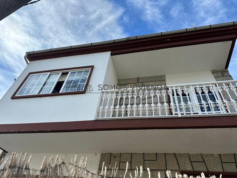 Foto 9b0dab1a-33bf-4fe2-81e2-32783a6e3b23. Casa en A Carballeira Ourense