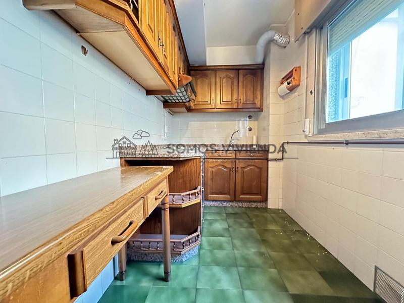 Foto 13e9ee42-52ac-456c-b40e-7b4f243ae5c6. Appartement avec chauffage dans As Lagoas Ourense