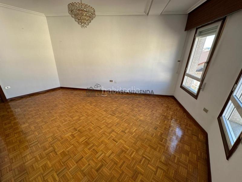 Foto 4046f7b9-7a6e-4c91-80ec-6280c3ca0722. Apartamento en Ventiun Ourense